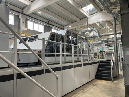 Del instalirane linije v tovarni v Sežani; Vir: podjetje Ekstel